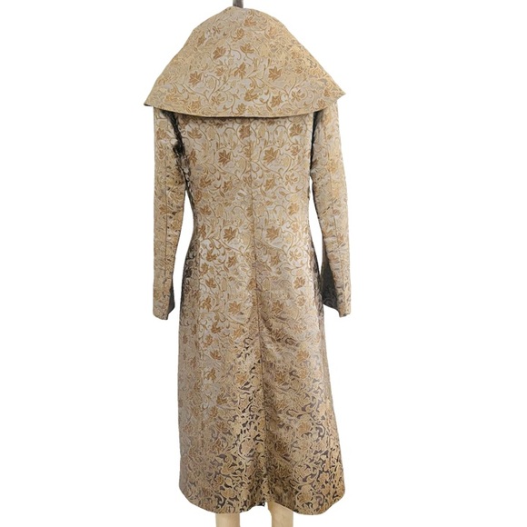 🛑SOLD VINTAGE Satin Brocade Coat in Gold Size S - Picture 6 of 7